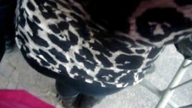 大titted十代はロシアの車の中でピックアップを喜ば 動画 女性 えろ